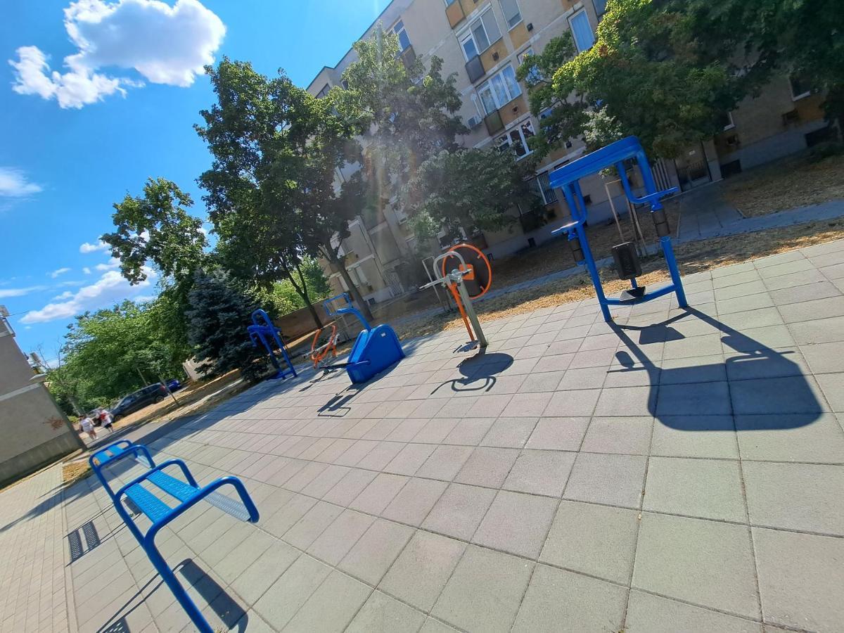 Wanderer Station Leilighet Debrecen Eksteriør bilde